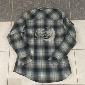 Hot Topic Disney Peter Pan buttoned down Shirt